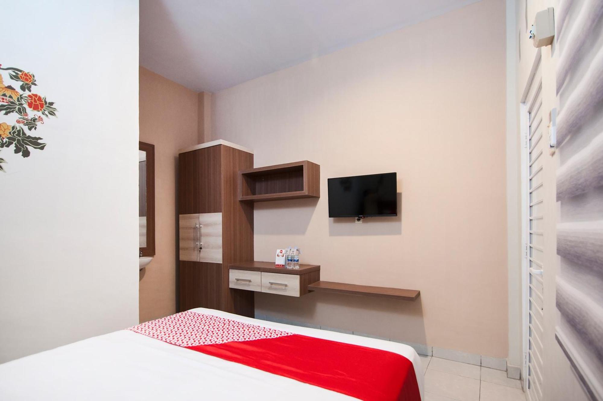 Oyo 725 My Arm Home & Stay Medan Exterior photo